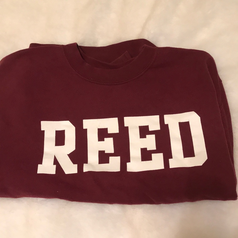 REED college sweatshirt
